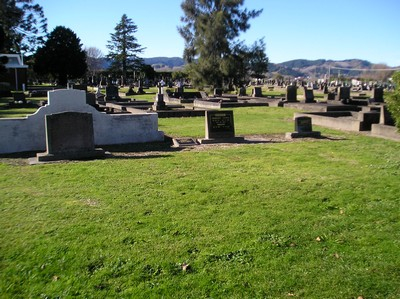 Picture of Taruheru cemetery, block 4/ASOUTH, plot 1.